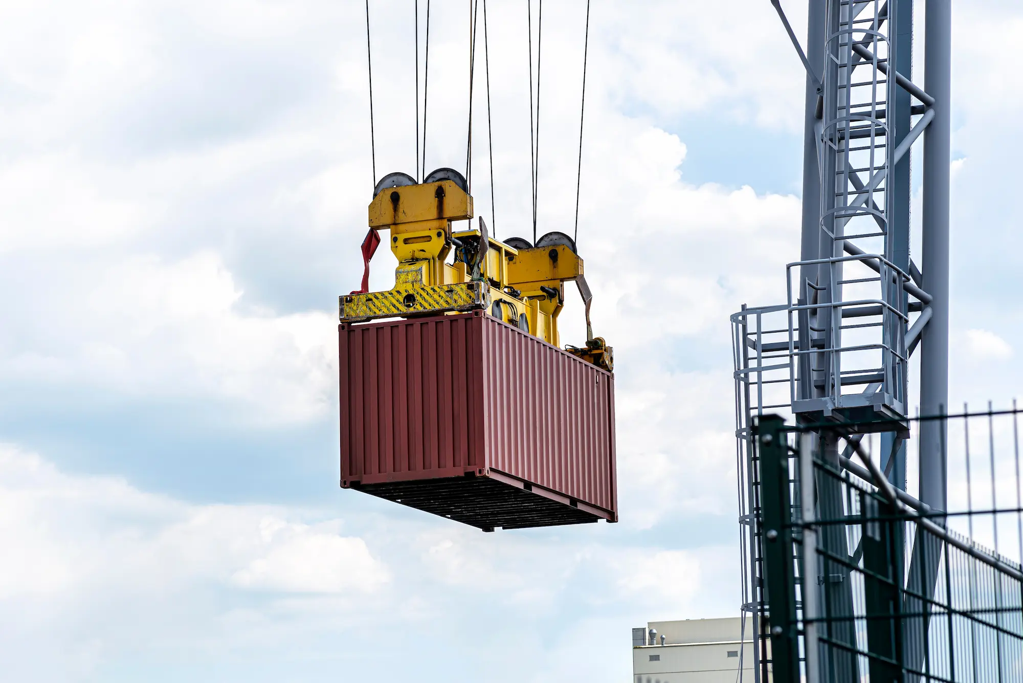 Modernize your applications by containerizing in the Cloud